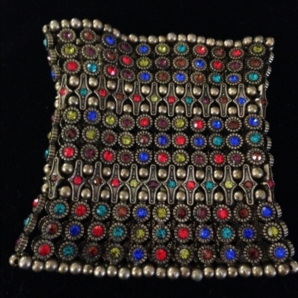 Multi-color bracelet. - Picture 2 of 5